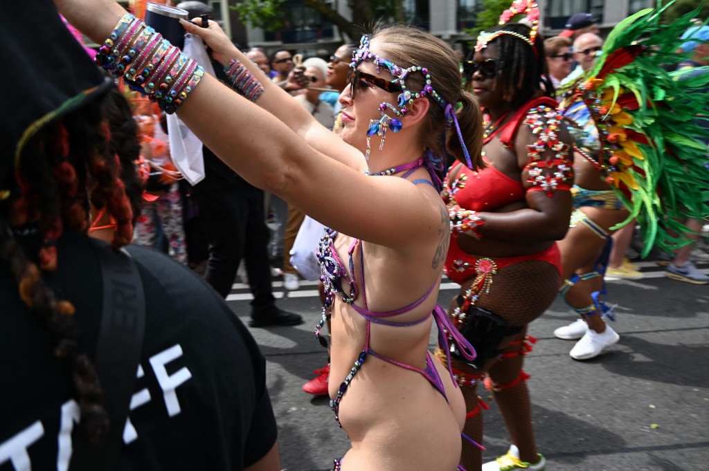 ../Images/Zomercarnaval 2024 450.jpg